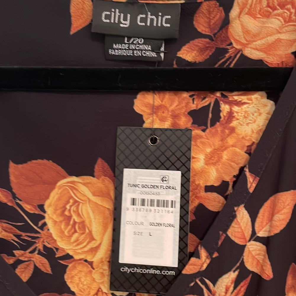 NWT City Chic Plus Size Dress - Picture 2 of 4